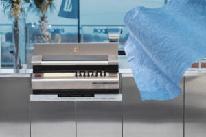 curatare bucatarie exterior inox